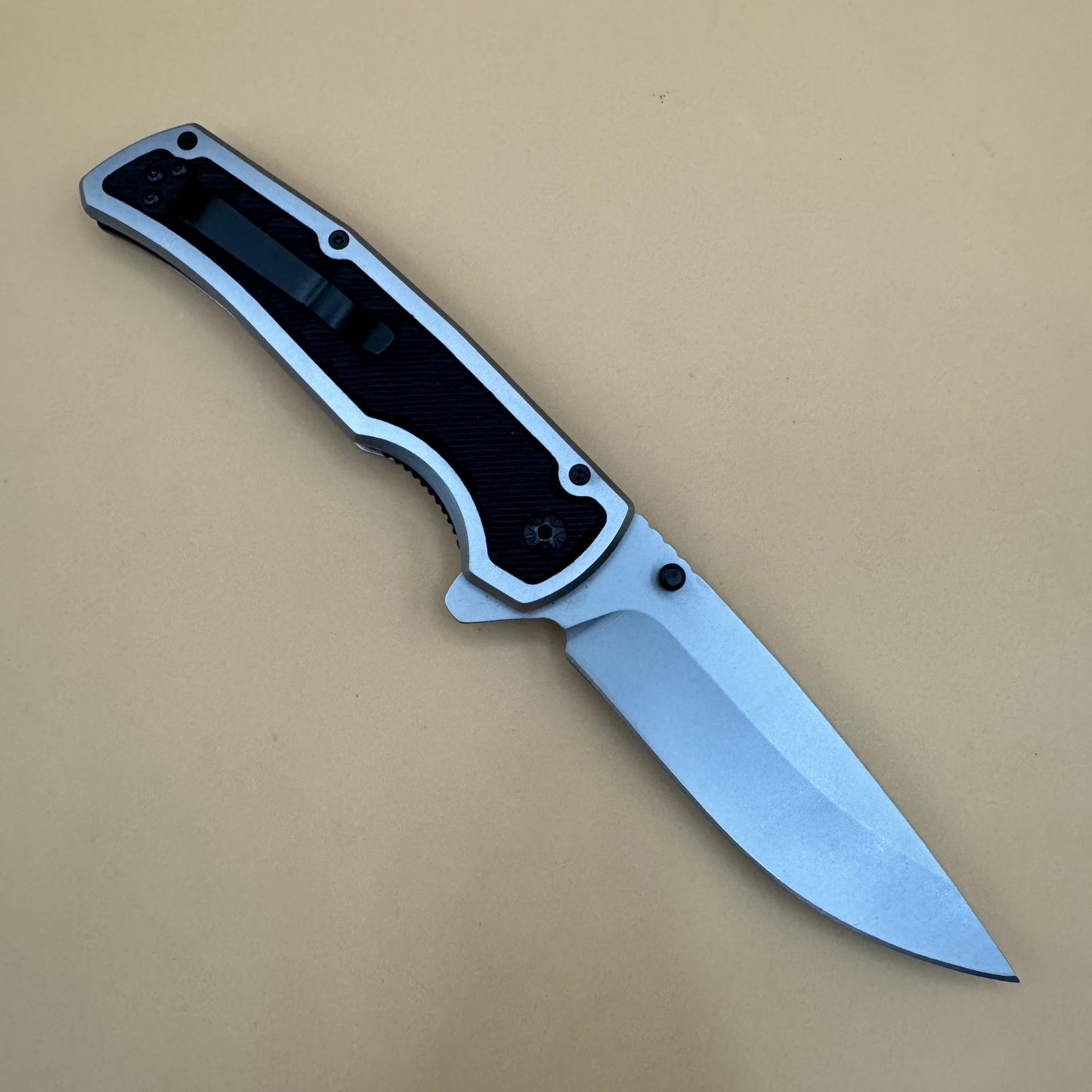 Browning X109 folding tactical knife