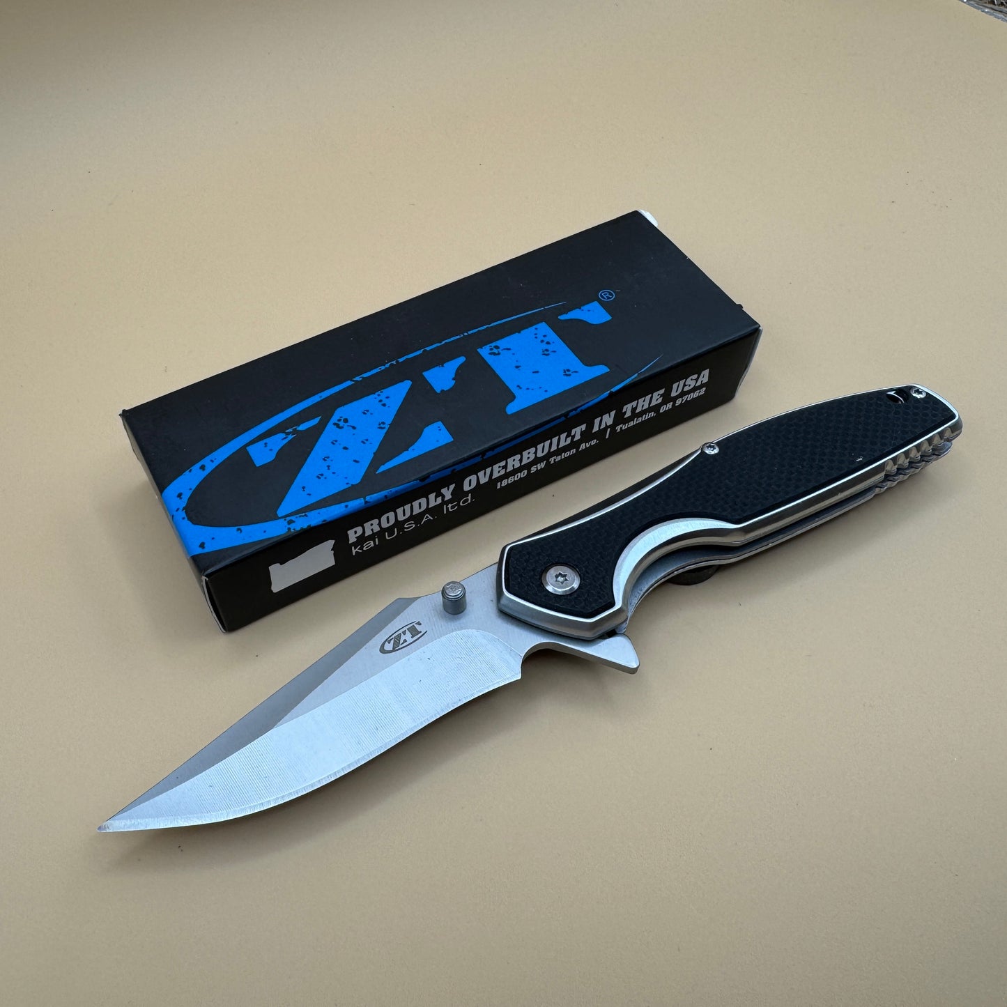 Zero tolerance Folding knife