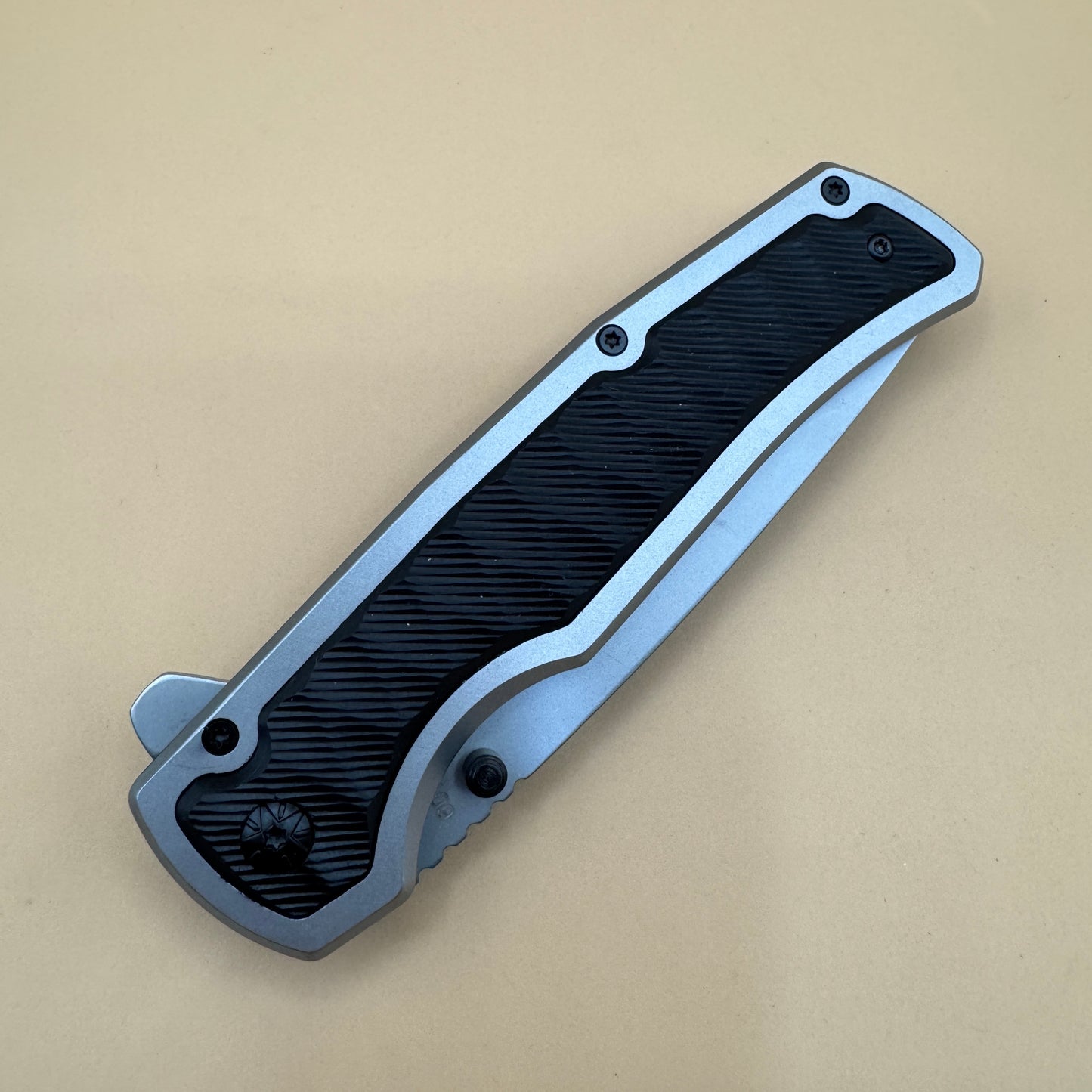 Browning X109 folding tactical knife