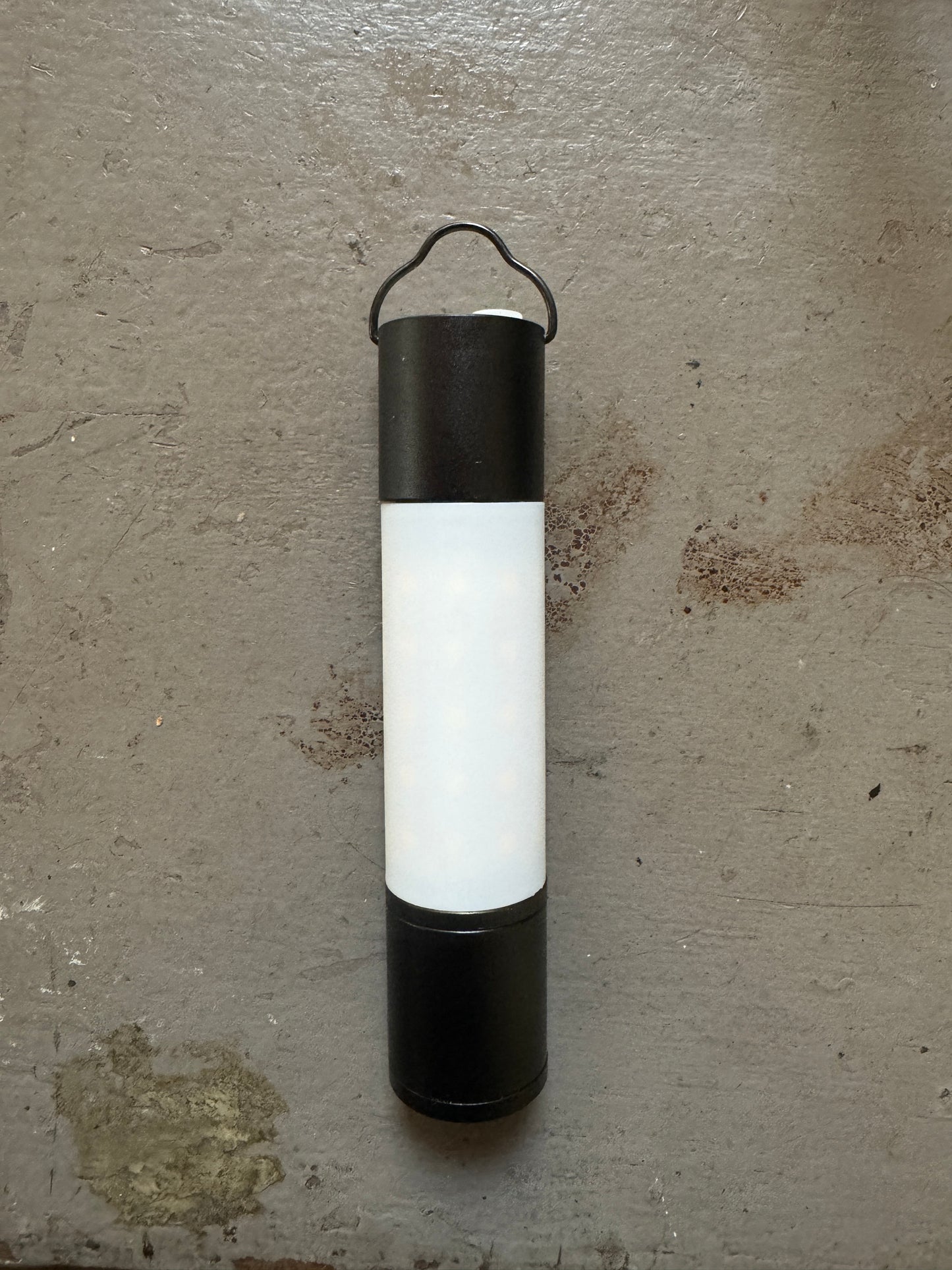 Rechargeable camping light lantern flashlight 6-modes 2600mah battery capacity