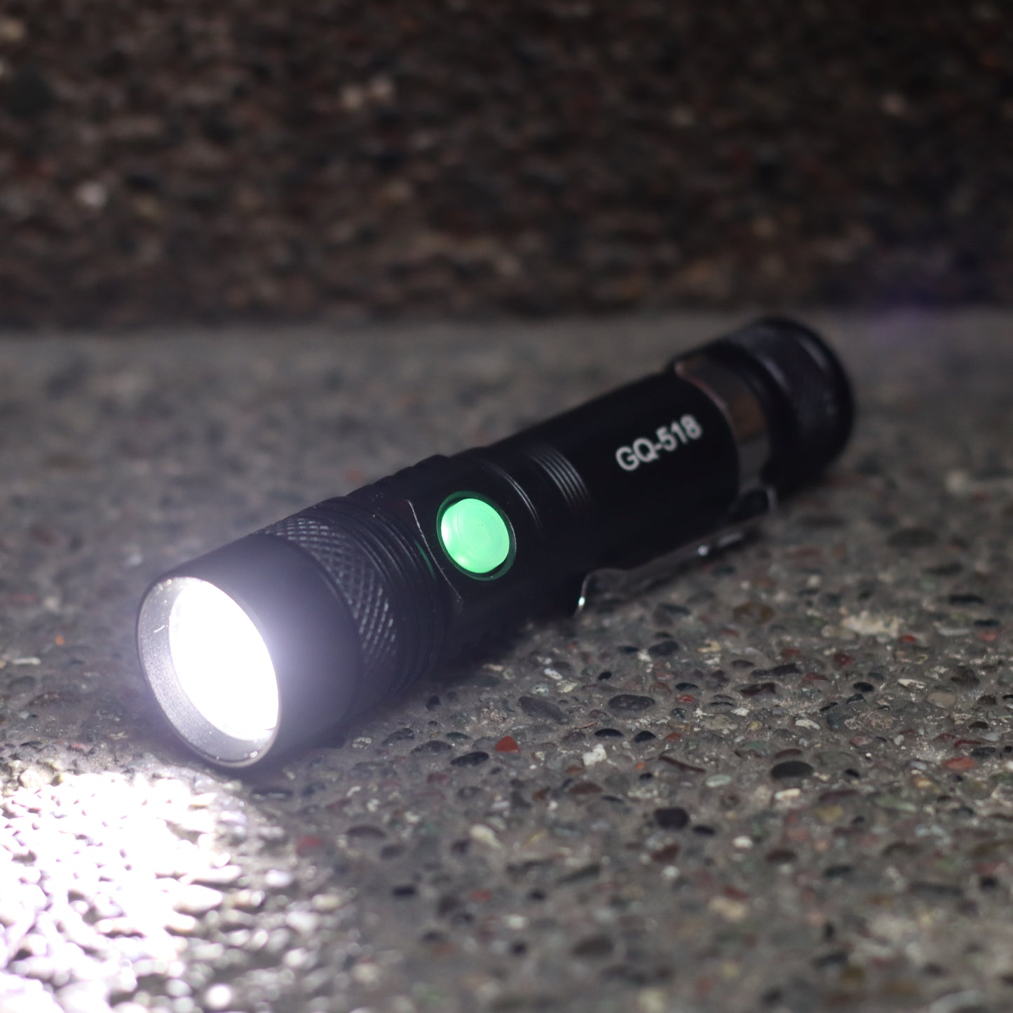 High-power LED rechargeable FLASHLIGHT T6 10,000 lumens USB type C