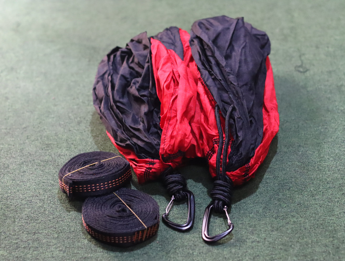 ALtitude Ultralightweight Hammock with tree strap and alloy carabiners