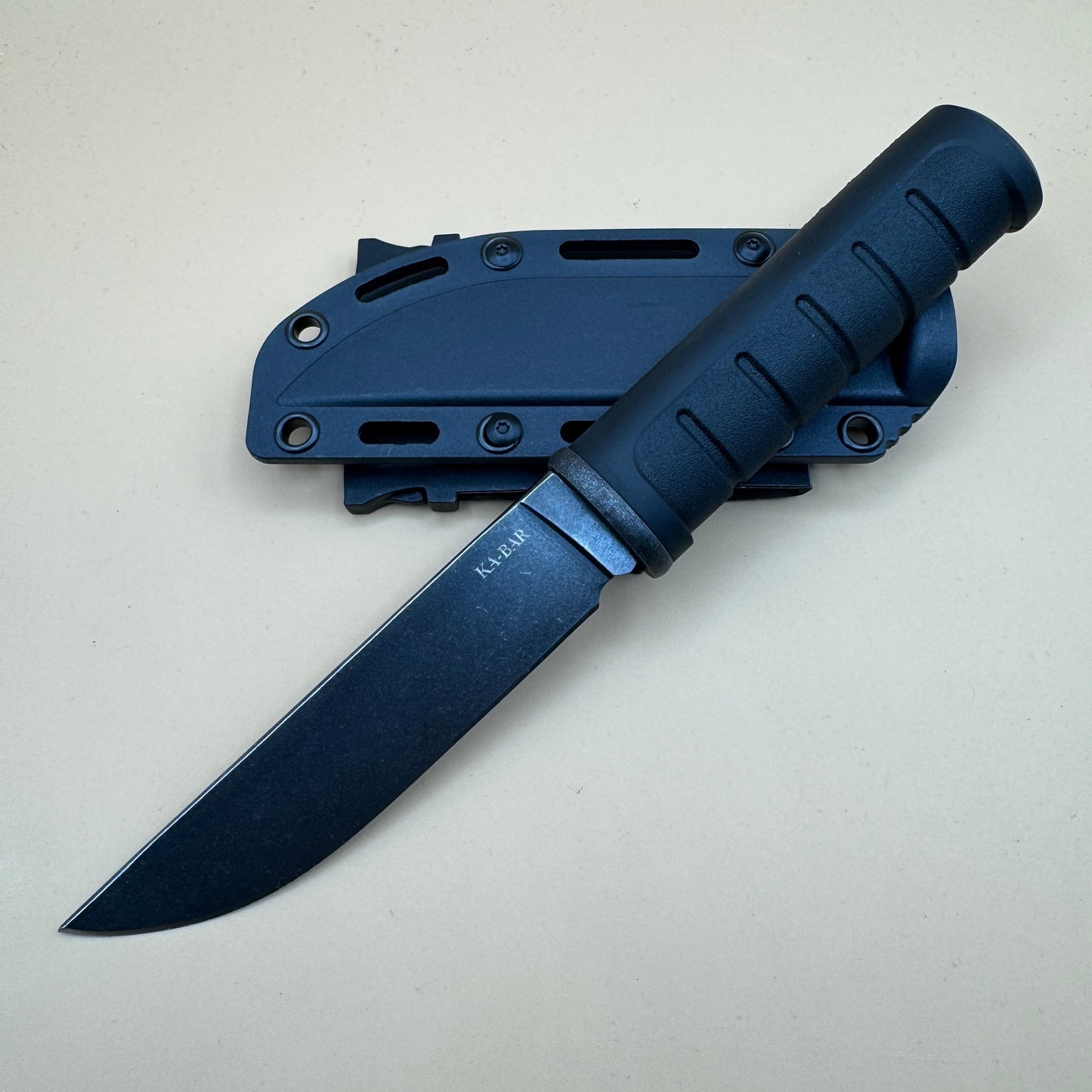 KA-BAR DUST II tactical knife