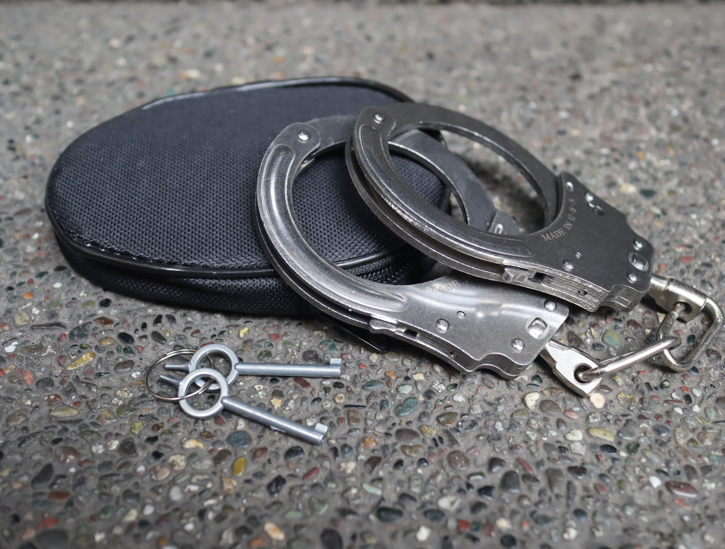 double locking nickel plated steel handcuffs