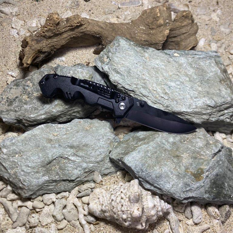 Coldsteel 217 small tactical camping survival knife