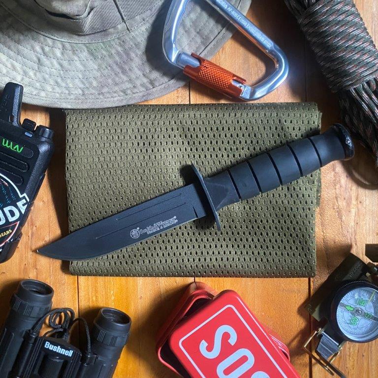 Smith & Wesson CKSUR2 search and rescue fixed blade knife