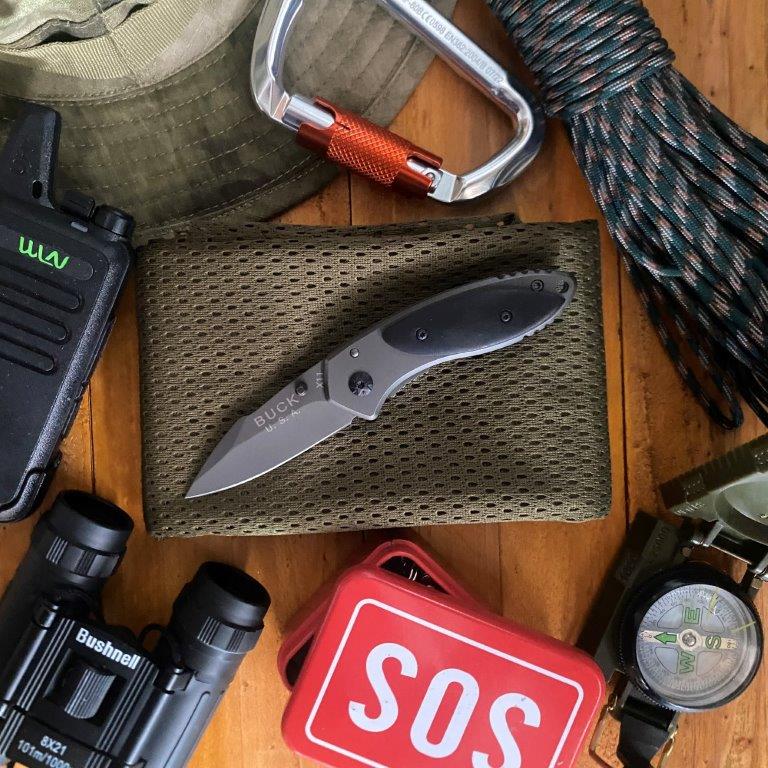 B.U.C.K X11 tactical survival camping knife